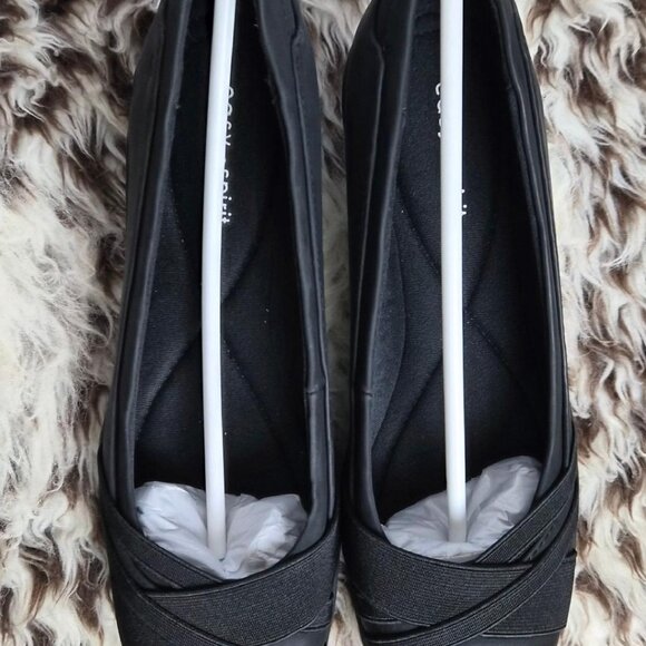 New Easy Spirit Acasia black shoes - Picture 2 of 8